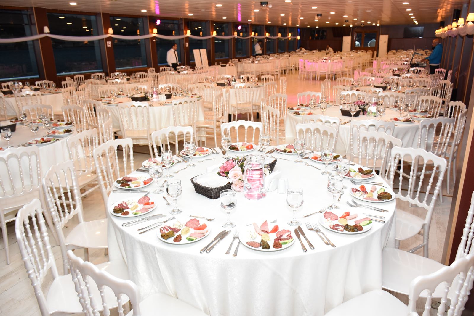 880cbcc2-b8da-41e0-bce7-84fc479a1b1a