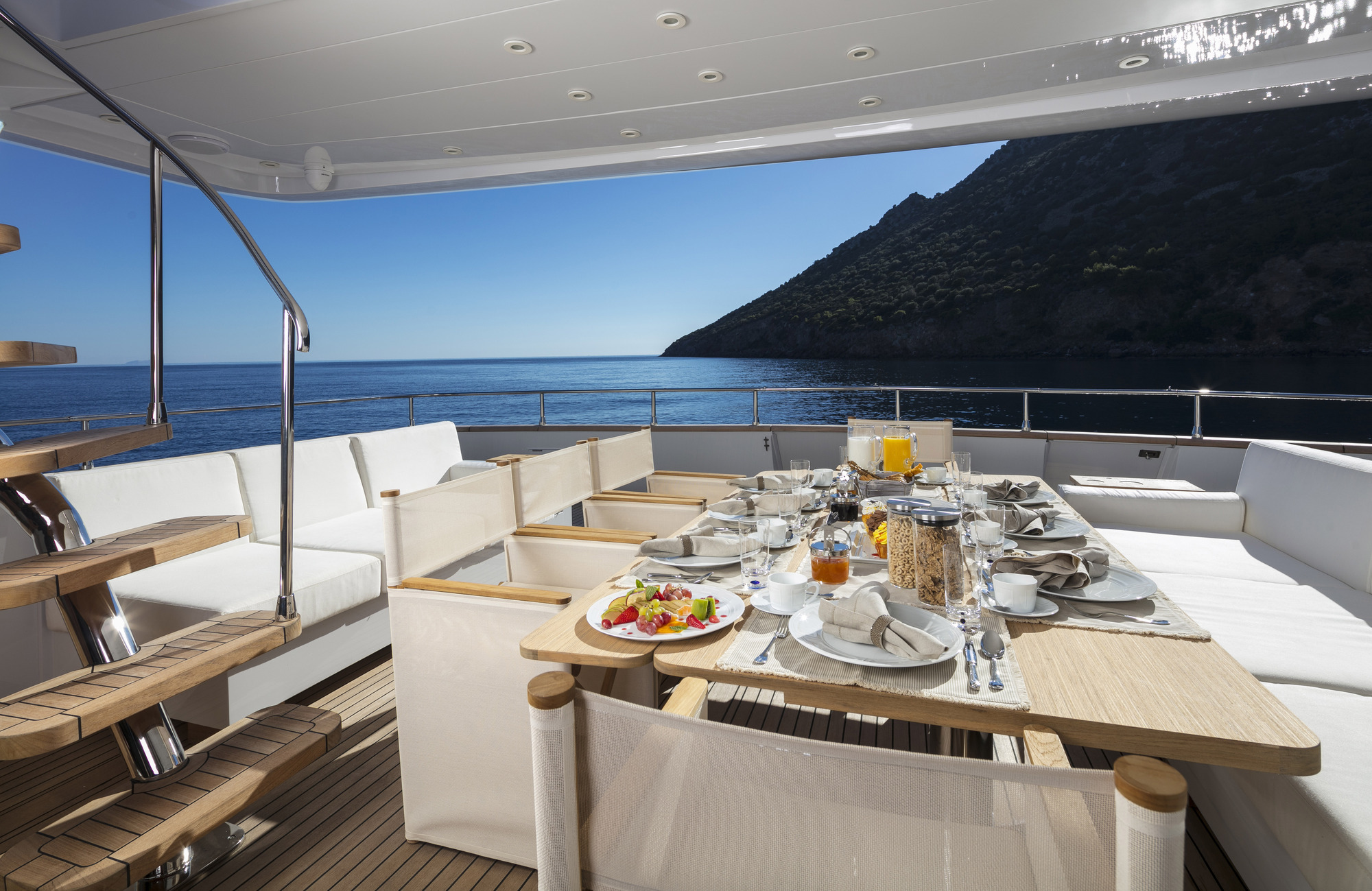 Breakfast on the aft deck